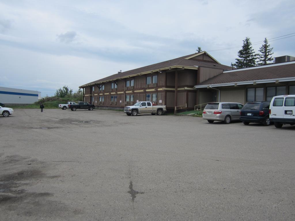 Northwoods Inn Fort St. John 外观 照片